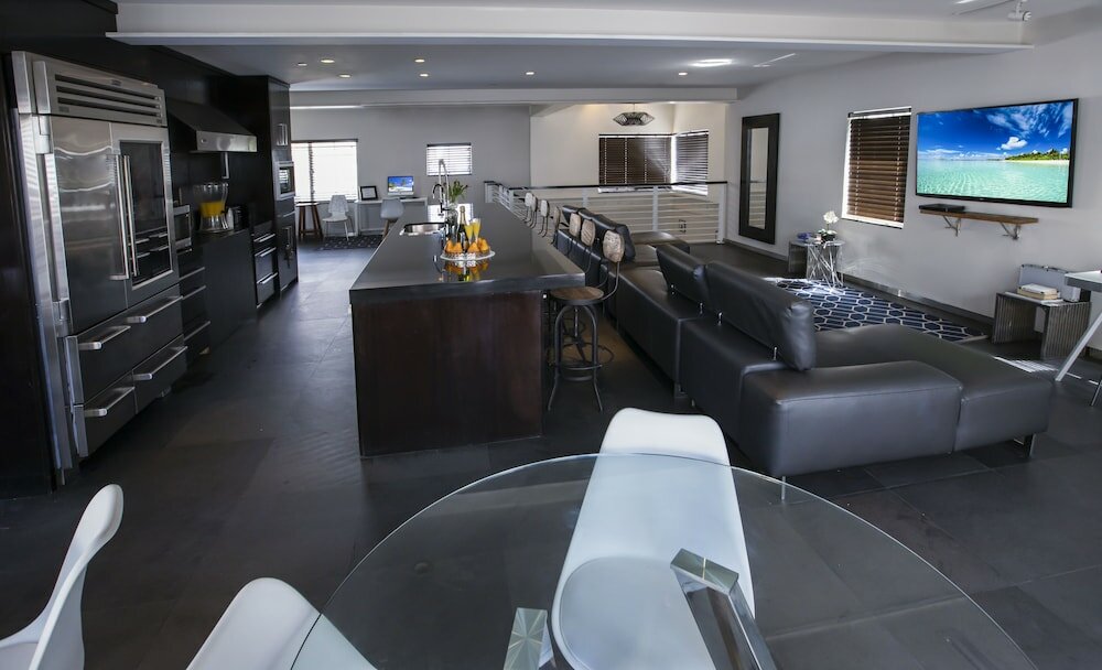 Фото Posh South Beach Hostel, a South Beach Group Hotel