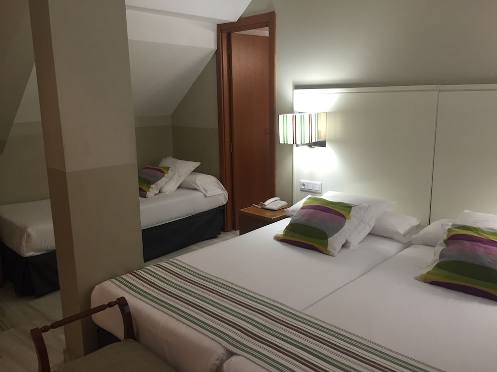 Фото Atarazanas Malaga