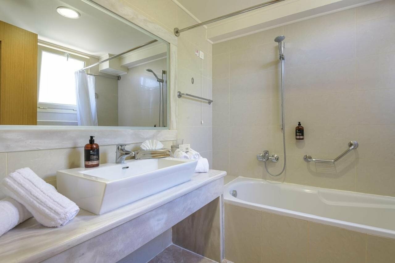 Фото Natura Park Village