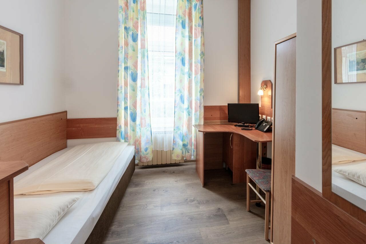 Фото Hotel Admiral