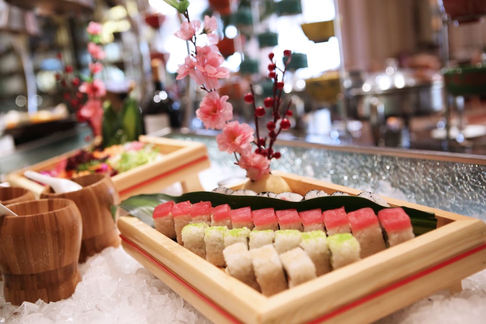 Фото Legendale Hotel Beijing