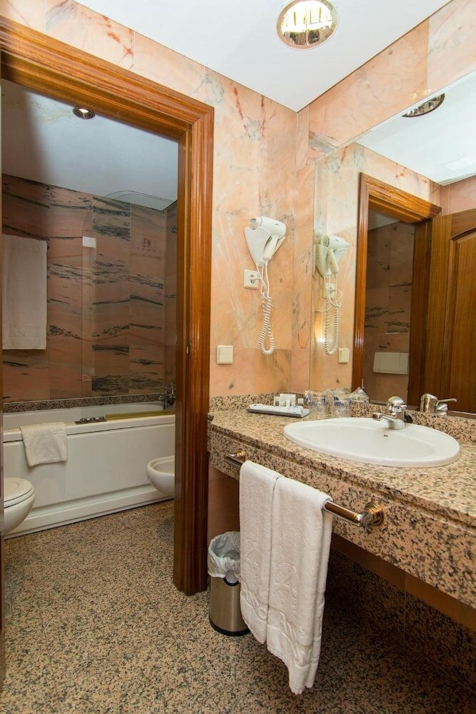 Фото Hotel San Antonio