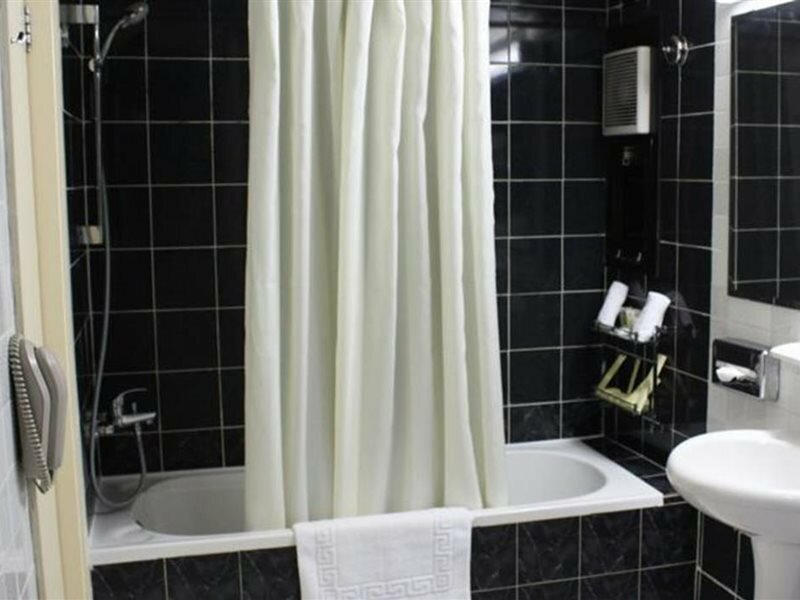 Фото Al Diar Dana Hotel