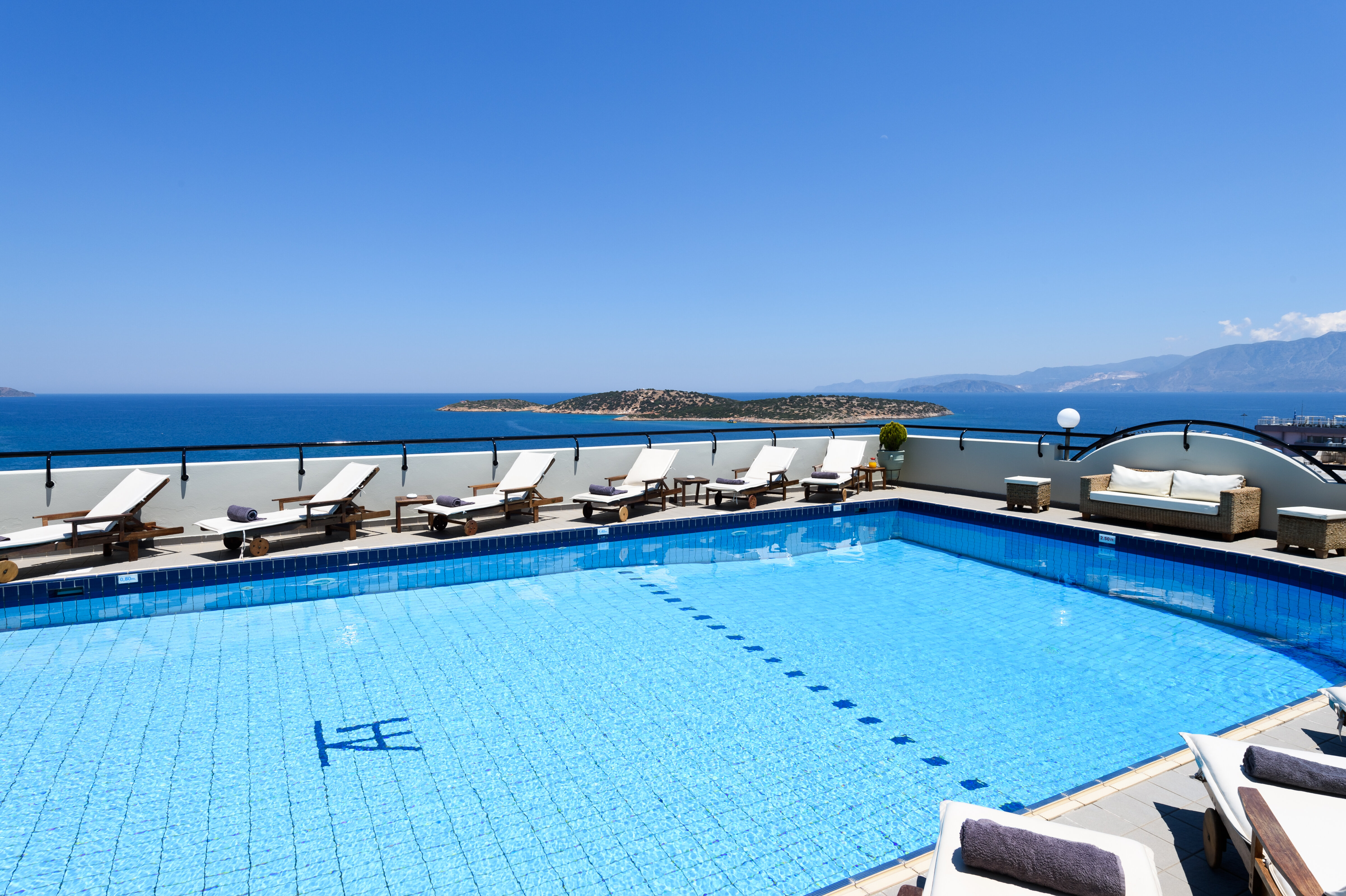 Фото 94345594075