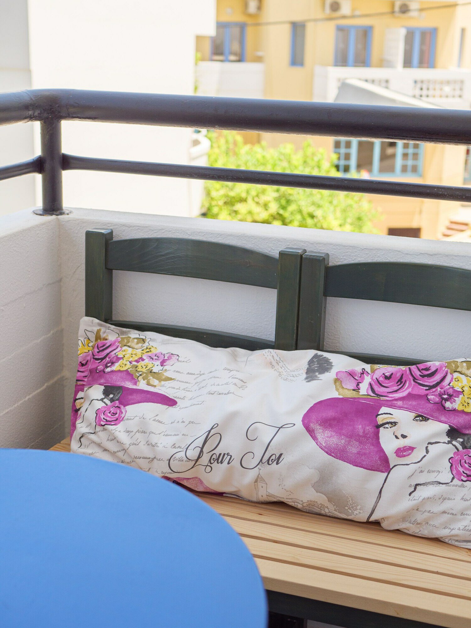 Фото Happiness Apartments