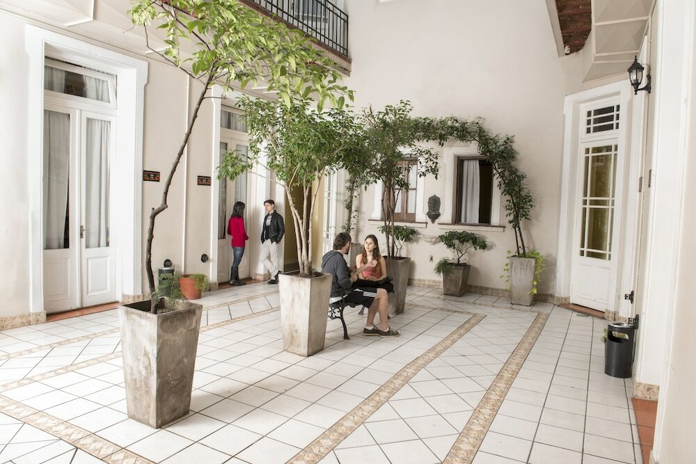 Фото Milhouse Hostel Hipo