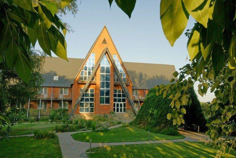 Фото River House