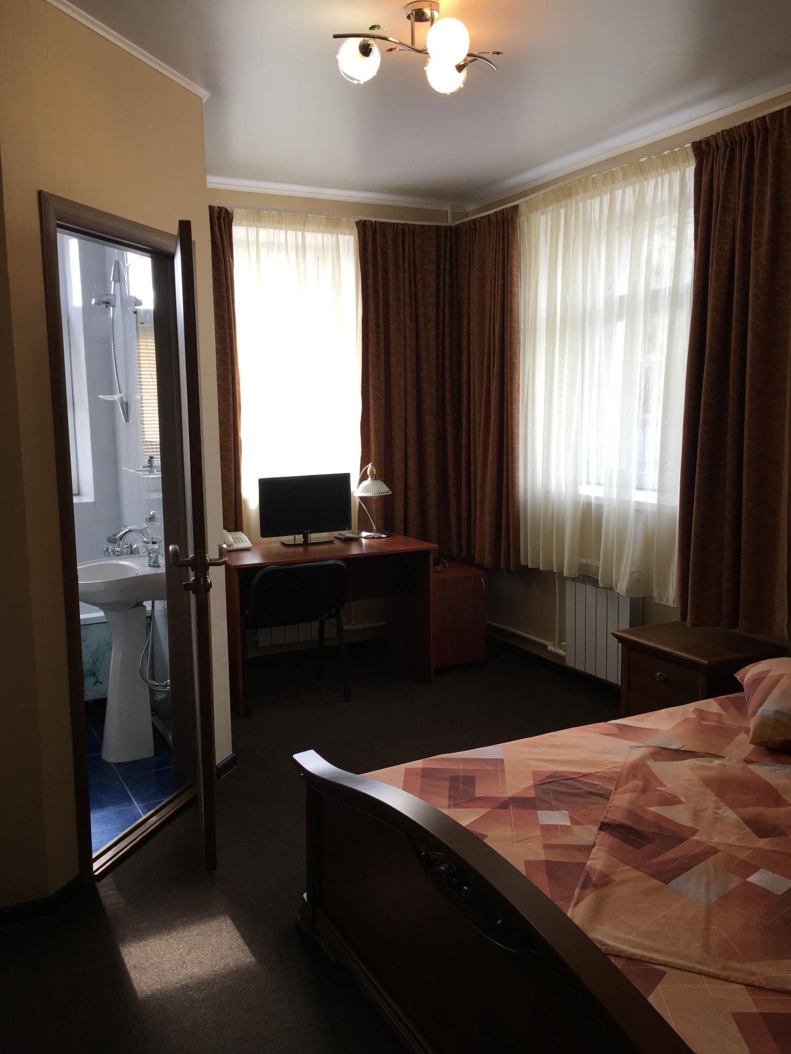 Фото отеля 2