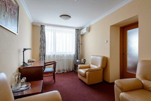 Hotel Azimut Hotel Mirny, Mirny, photo