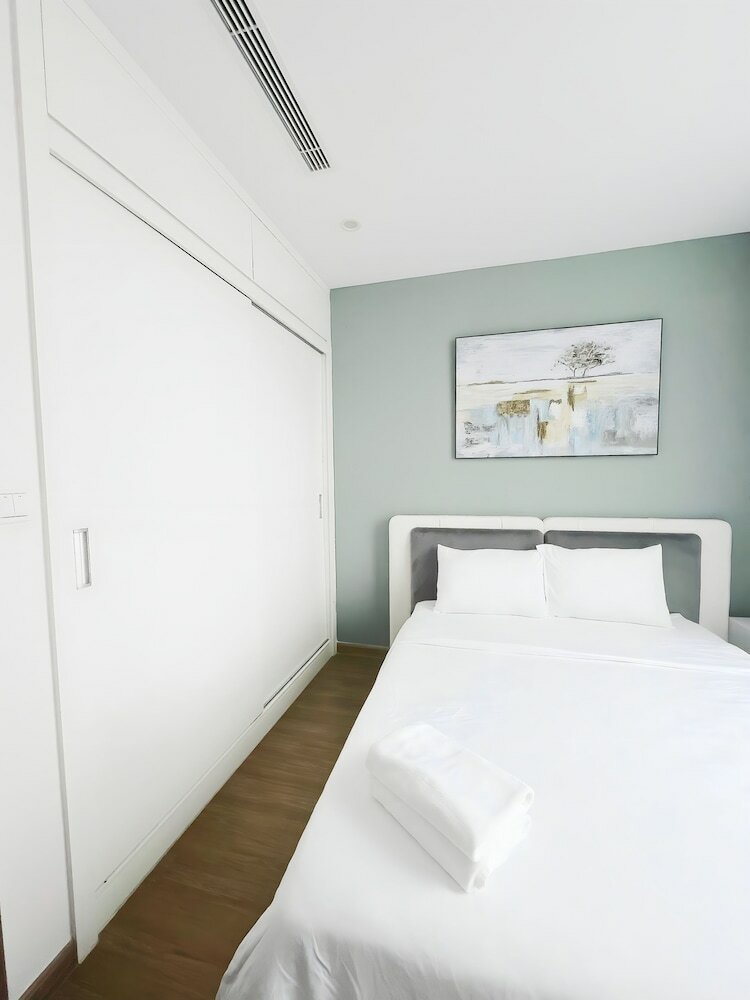 Фото Daisy Homestay - Vinhomes Sky Lake