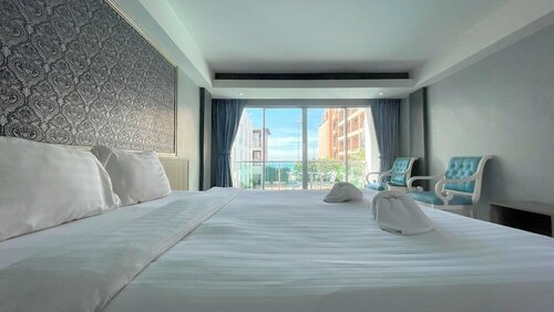 Гостиница Dragon Beach Resort Jomtien Pattaya в Паттайе