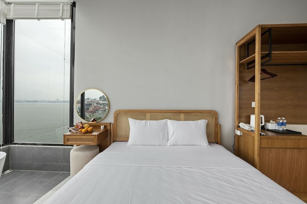 Фото Lakeview Residence Hotel