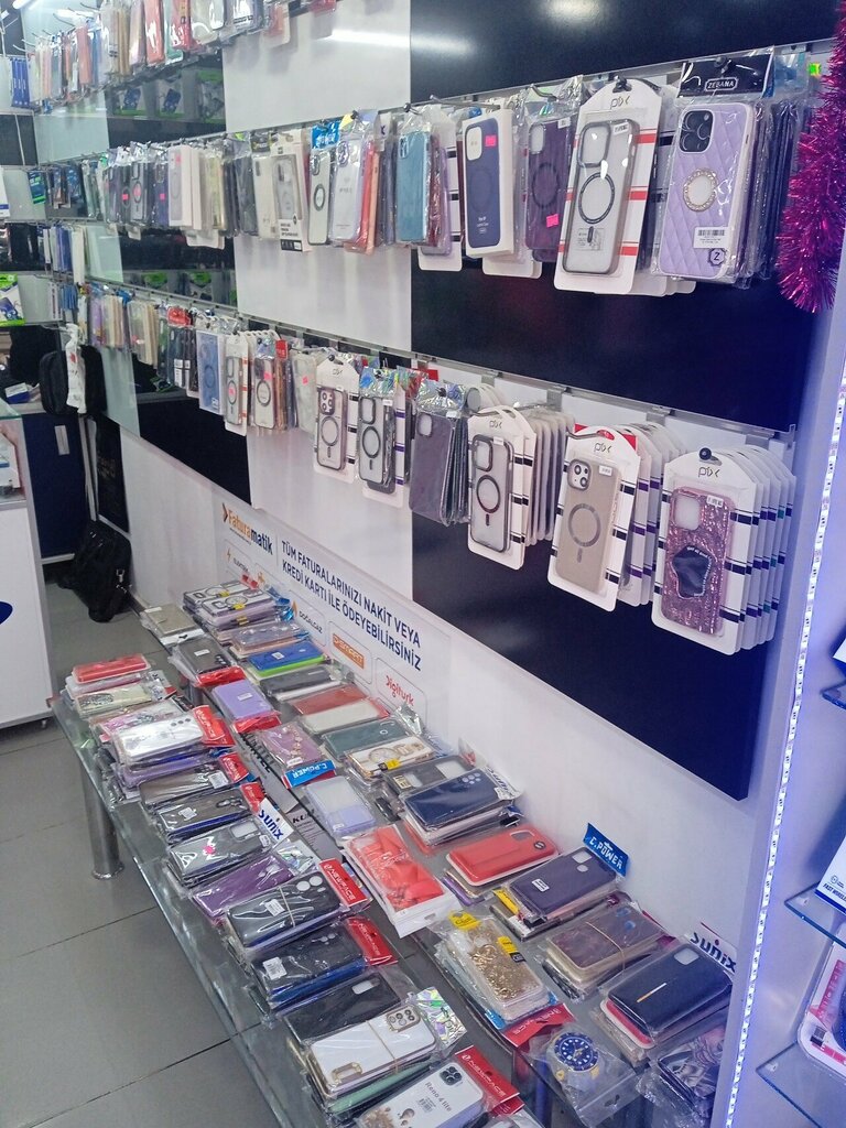 Mobile phone store Tayfun GSM, Izmir, photo