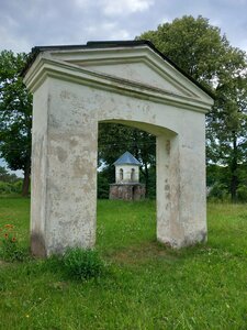 Ворота (Minskaja region, Miadzielski rajon, Svirskiy selsovet, vioska Zasvir), landmark, attraction