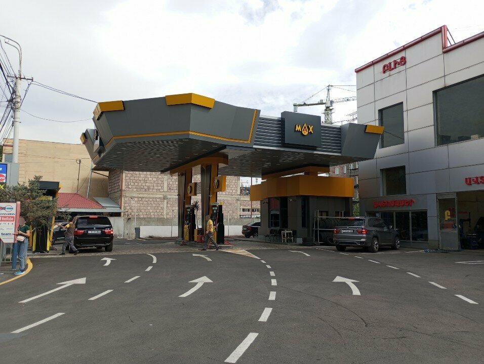 Gas station Max OIl, Yerevan, photo