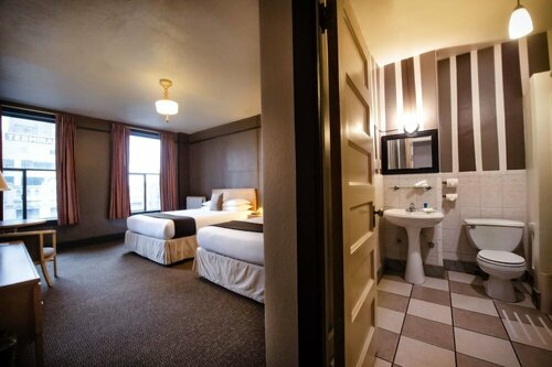 Внешний вид отеля The Moore Hotel в Сиэтле, фото 1