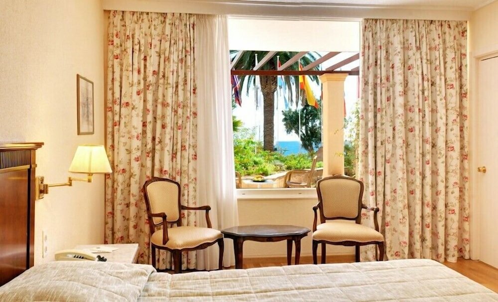 Фото Corfu Palace