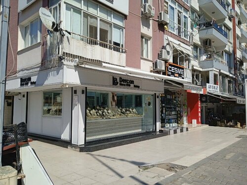 Dercan Kuyumculuk Fotoğraf 1