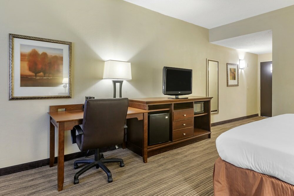 Фото Country Inn & Suites by Radisson, Atlanta Downtown South at Turner Field, Ga