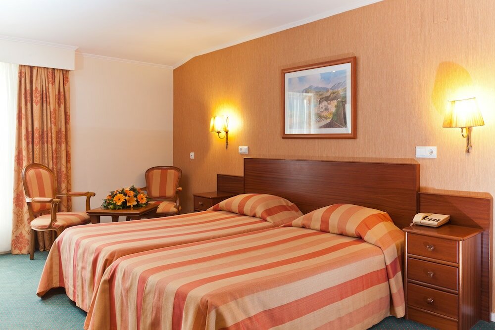 Фото Hotel Florescente