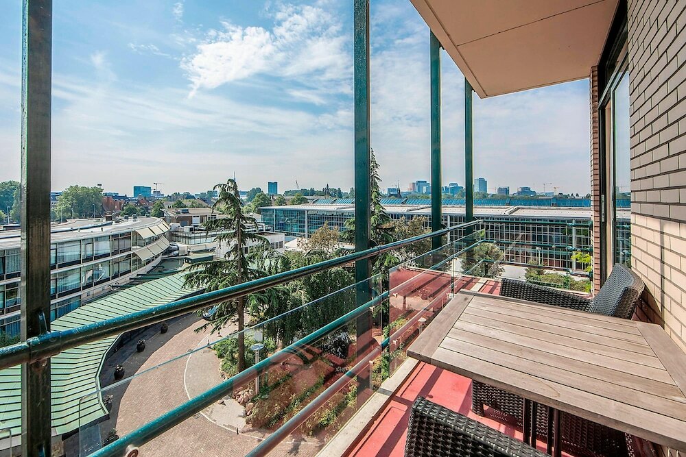 Фото Apollo Hotel Amsterdam, a Tribute Portfolio Hotel