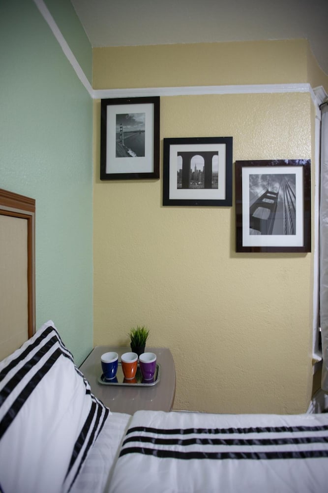 Фото Hotel Sunnyside