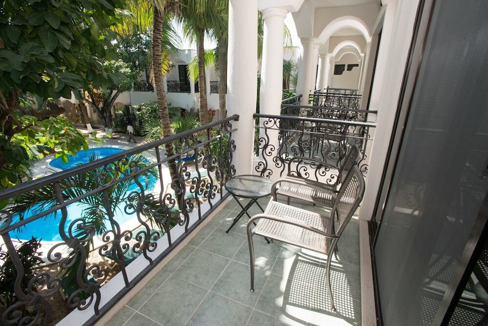 Фото Hacienda Paradise Hotel by Hospitality Wellbeing