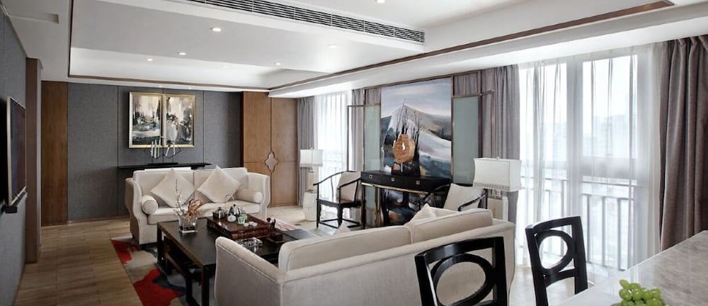 Фото Shenzhen Hongdu Hotel