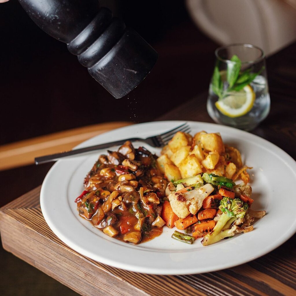 Restaurant Midpoint maltepe park, Istanbul, photo