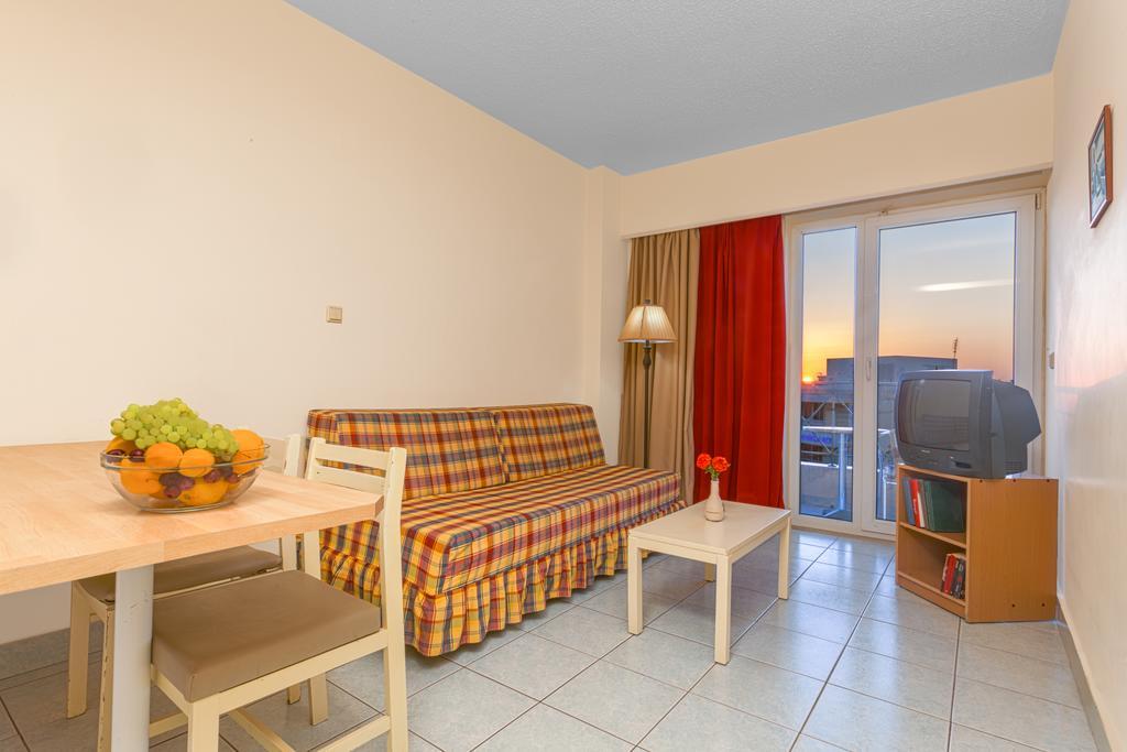 Фото Pavlos Hotel