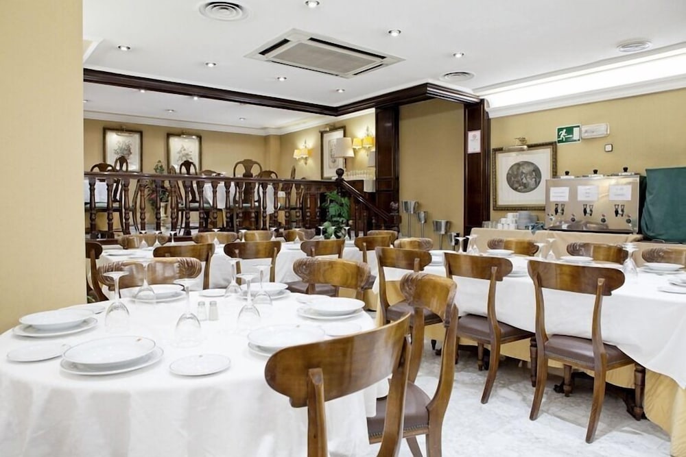 Фото Hotel M. A. Princesa Ana