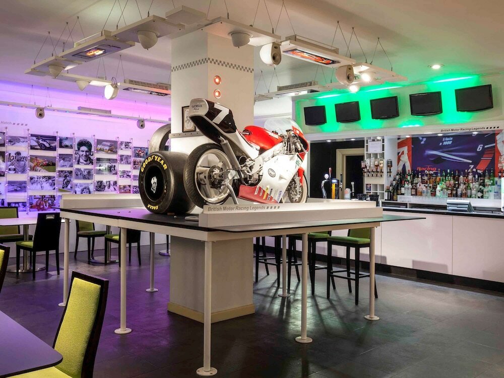 Фото Mercure Dartford Brands Hatch Hotel & SPA