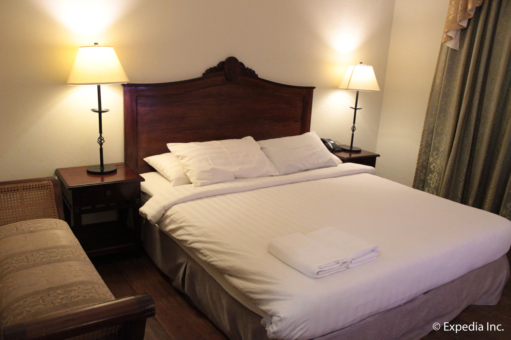 Фото Hotel Salcedo de Vigan