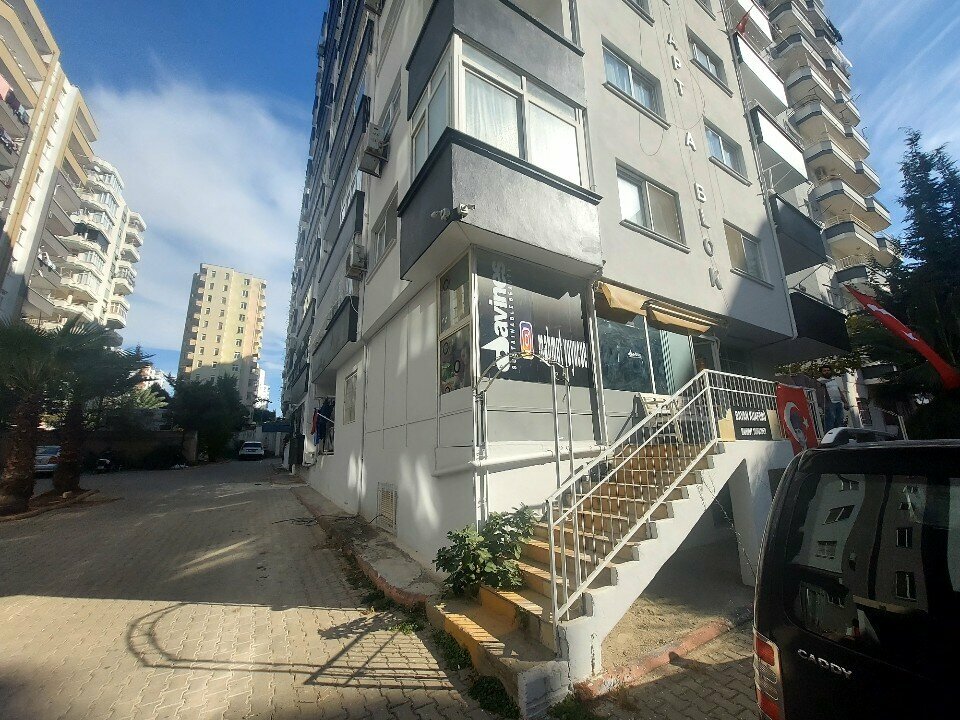 Hairdresser Mahmut Yuyucuer, Adana, photo