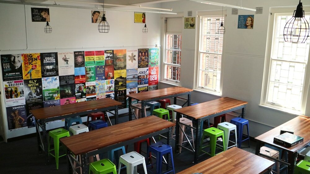 Фото The Old Swan Barracks - Hostel