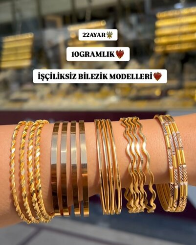 Adige Sarraf Fotoğraf 1