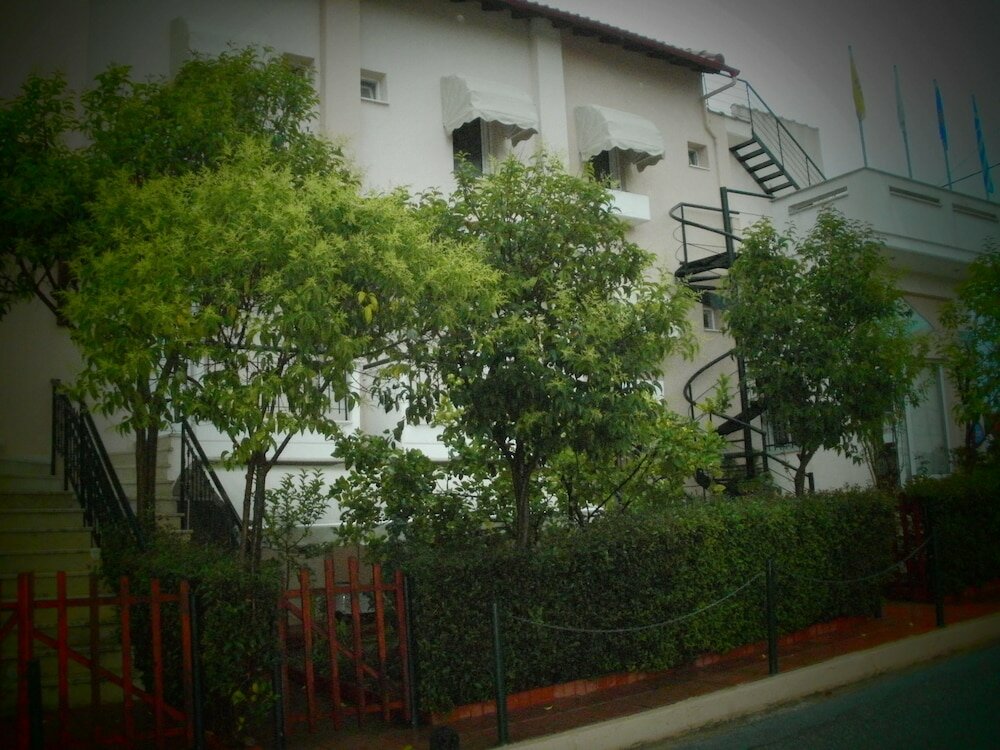 Фото Phyllis Maisonettes