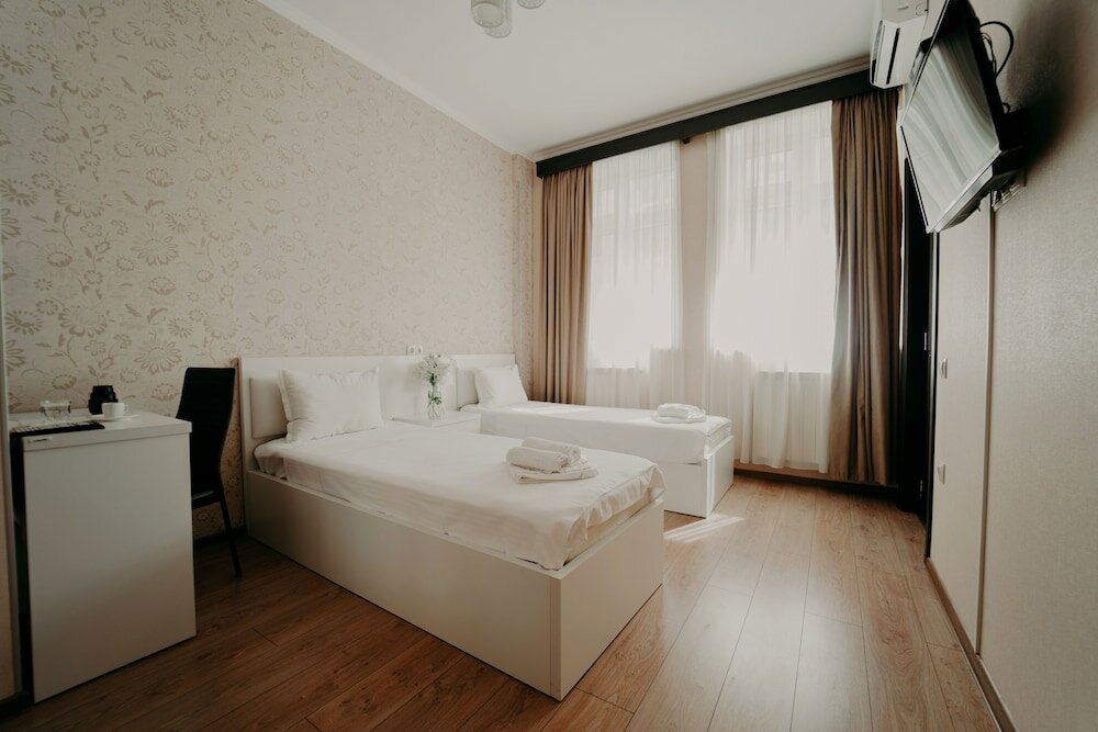 Фото Otiums Hotel