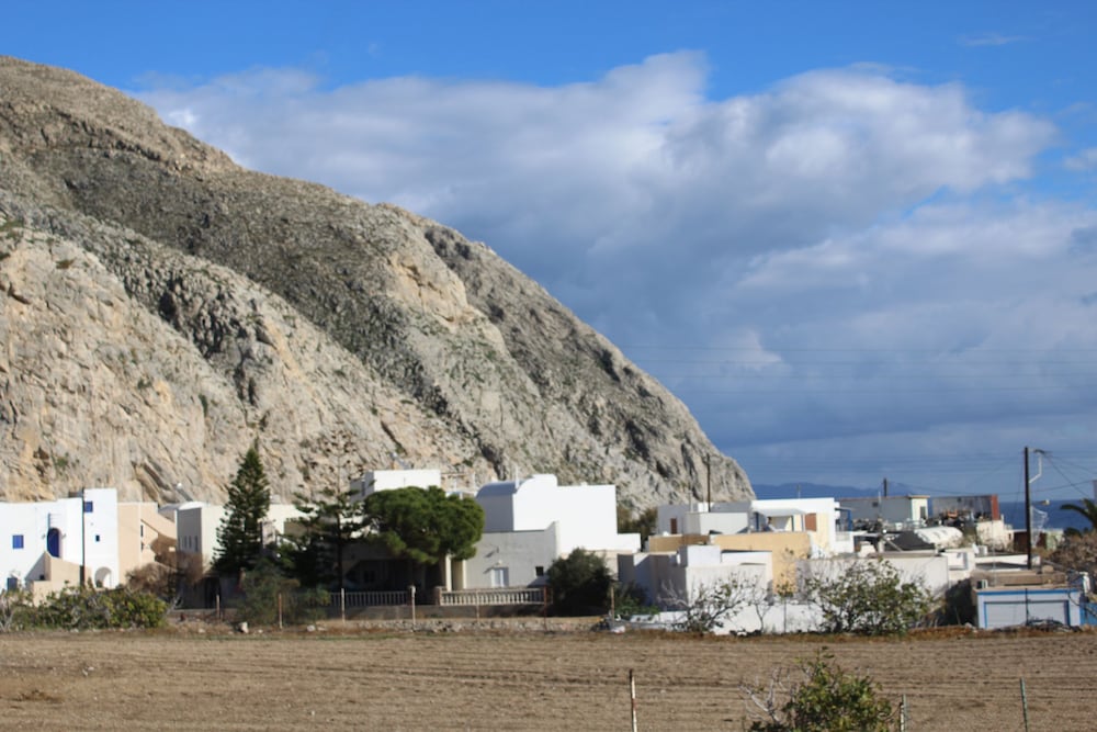 Фото Halaris Studios