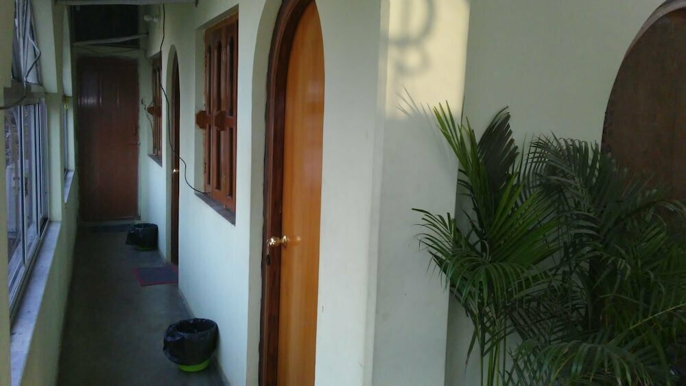 Hotel Royal Guest House, Calcutta, photo