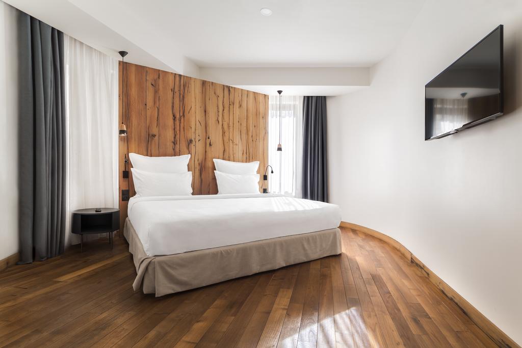 Фото Shota Rustaveli Boutique hotel