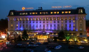 Гостиница Ramada by Wyndham Plovdiv Trimontium