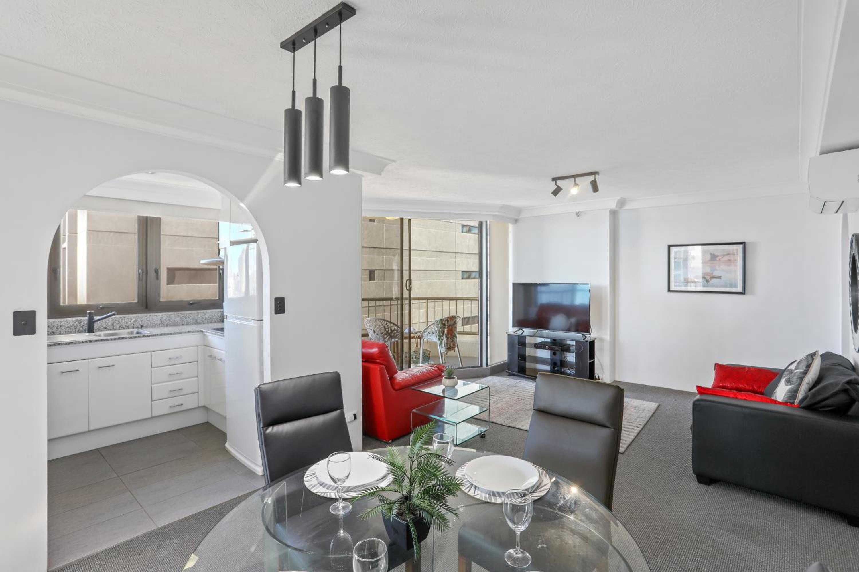 Фото Boulevard North Holiday Apartments