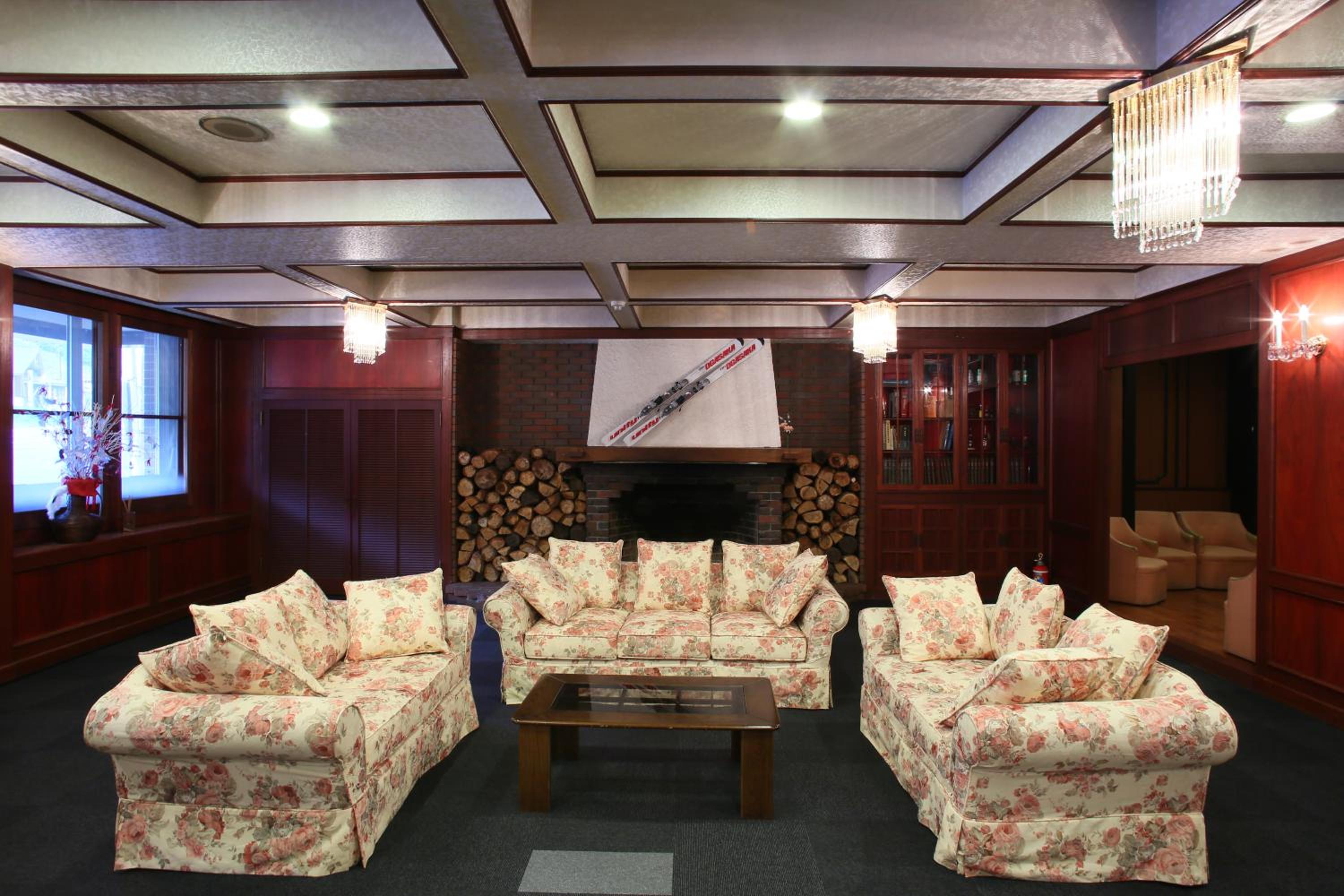Фото Shiga Palace Hotel