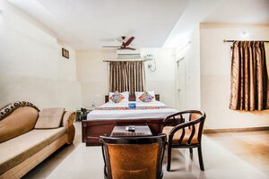 Гостиница Fabhotel Aditya Yatri Nivas
