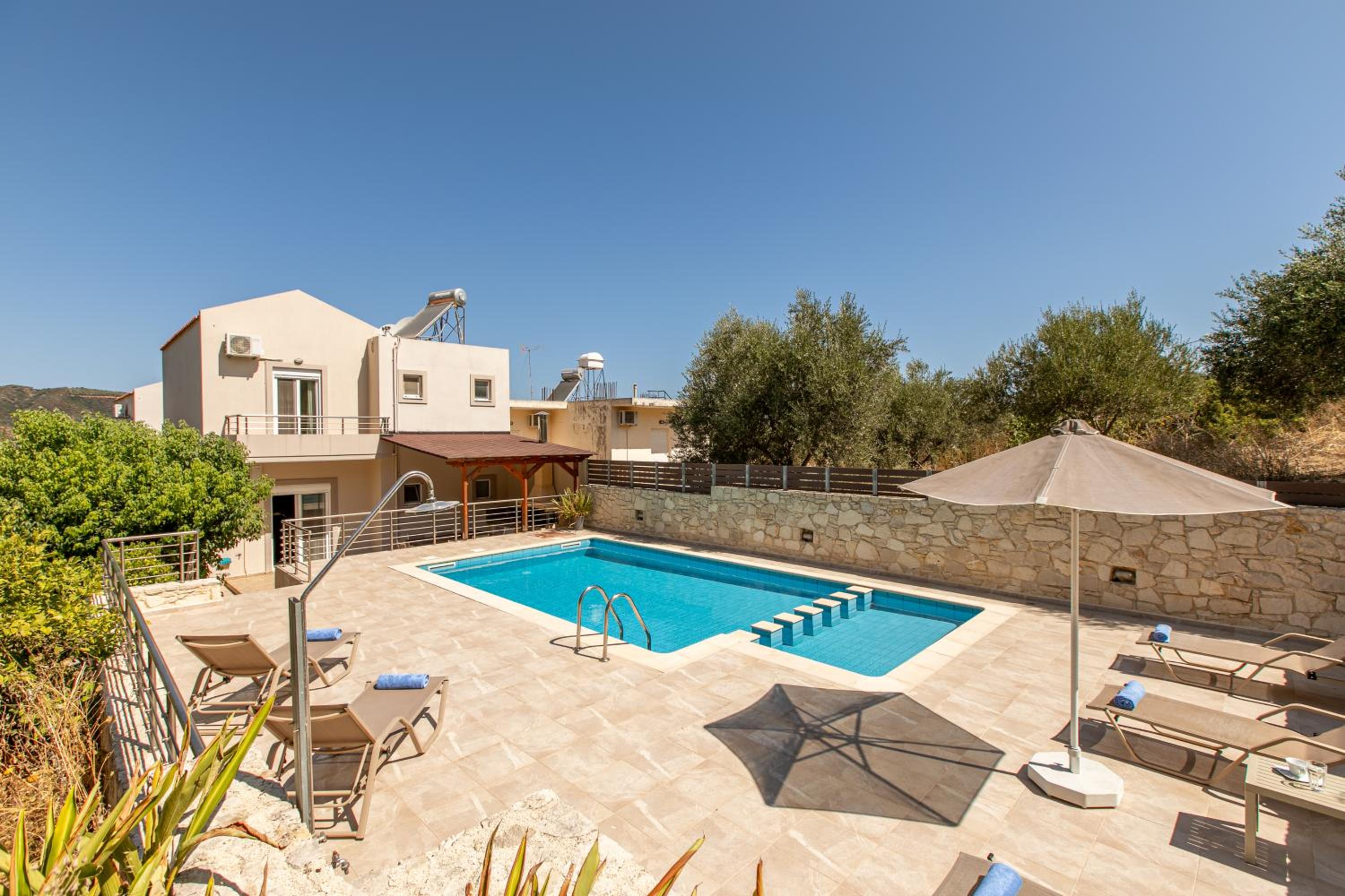 Фото Neaira Villas Chania