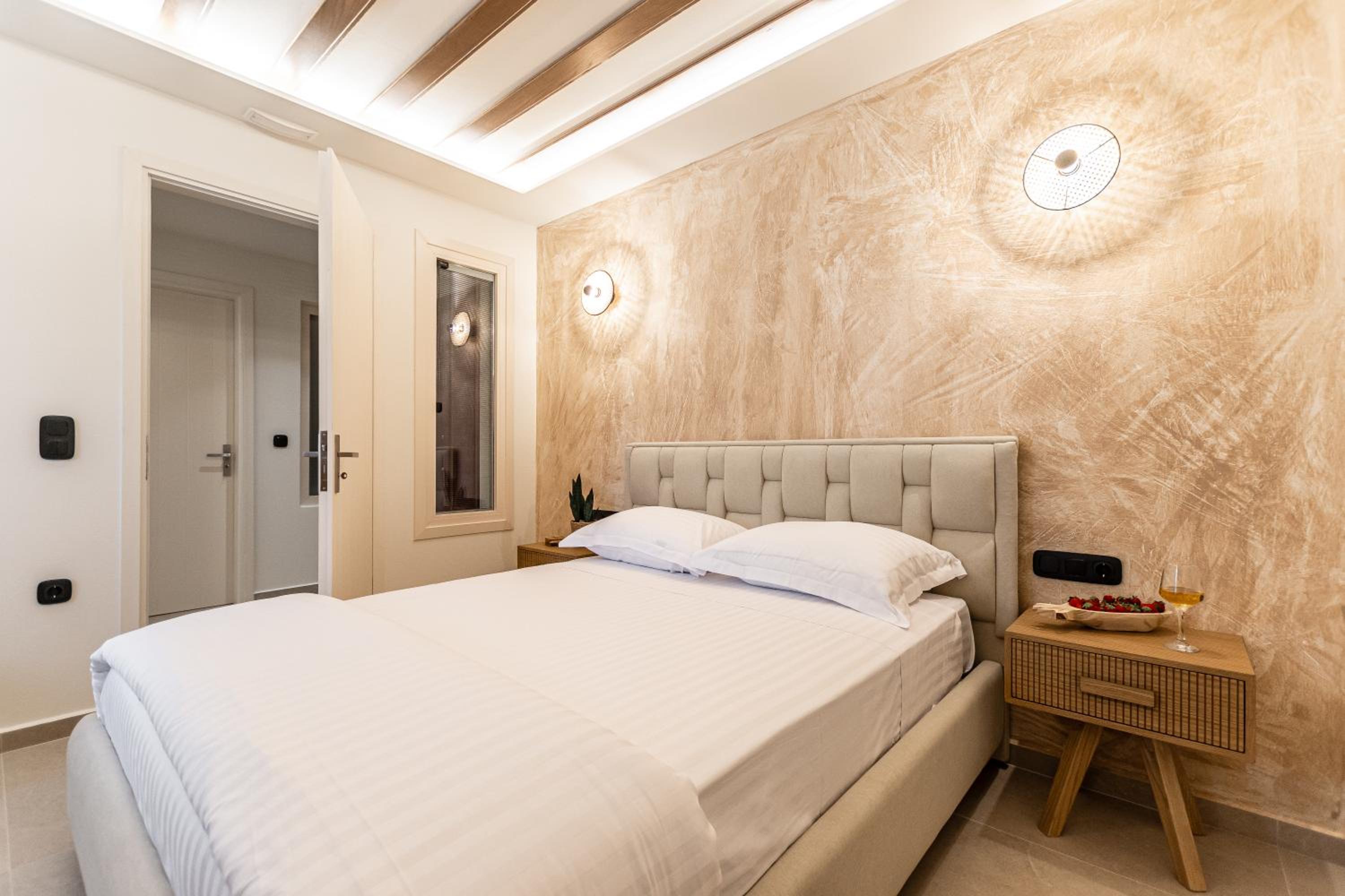 Фото Perla Hotel