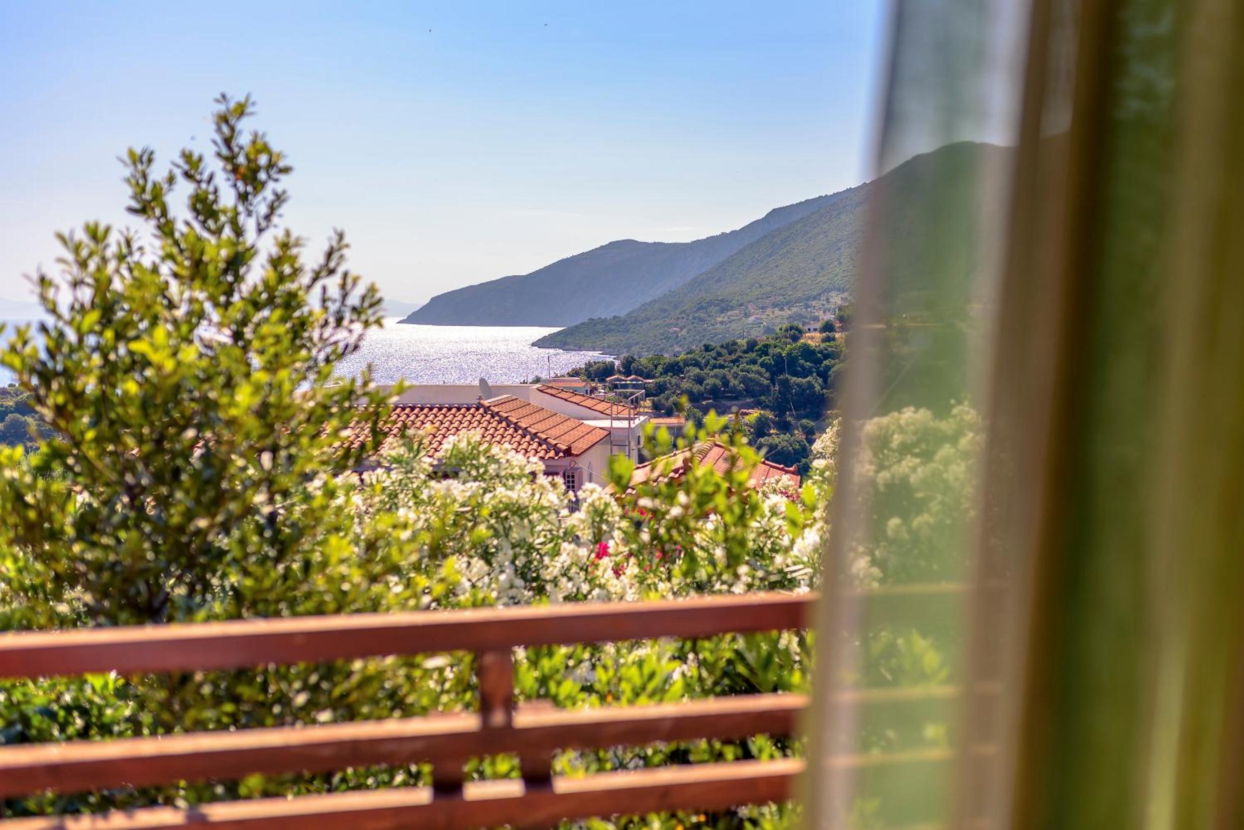 Фото Mouzakis Villas