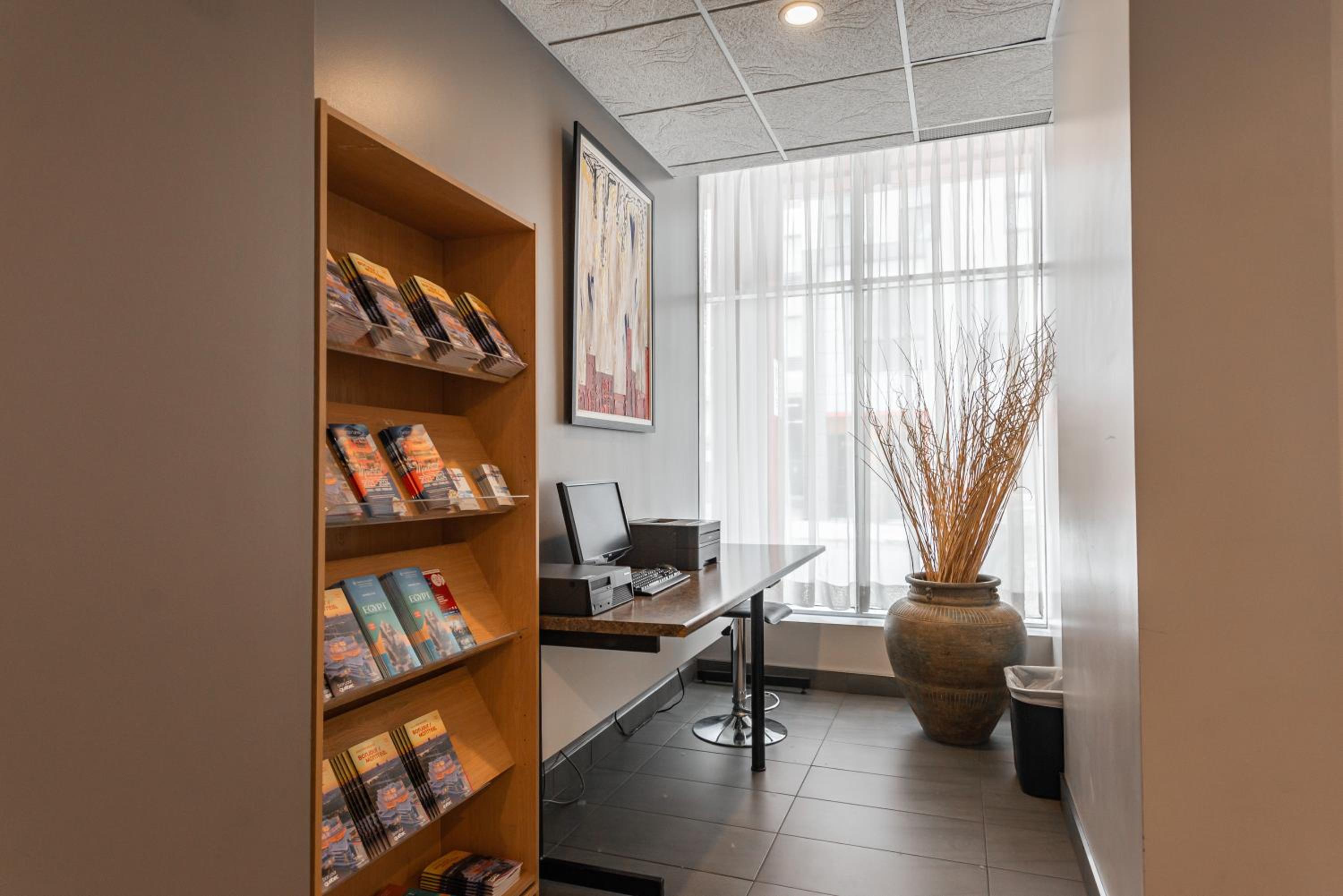 Фото Hotel Les Suites Labelle