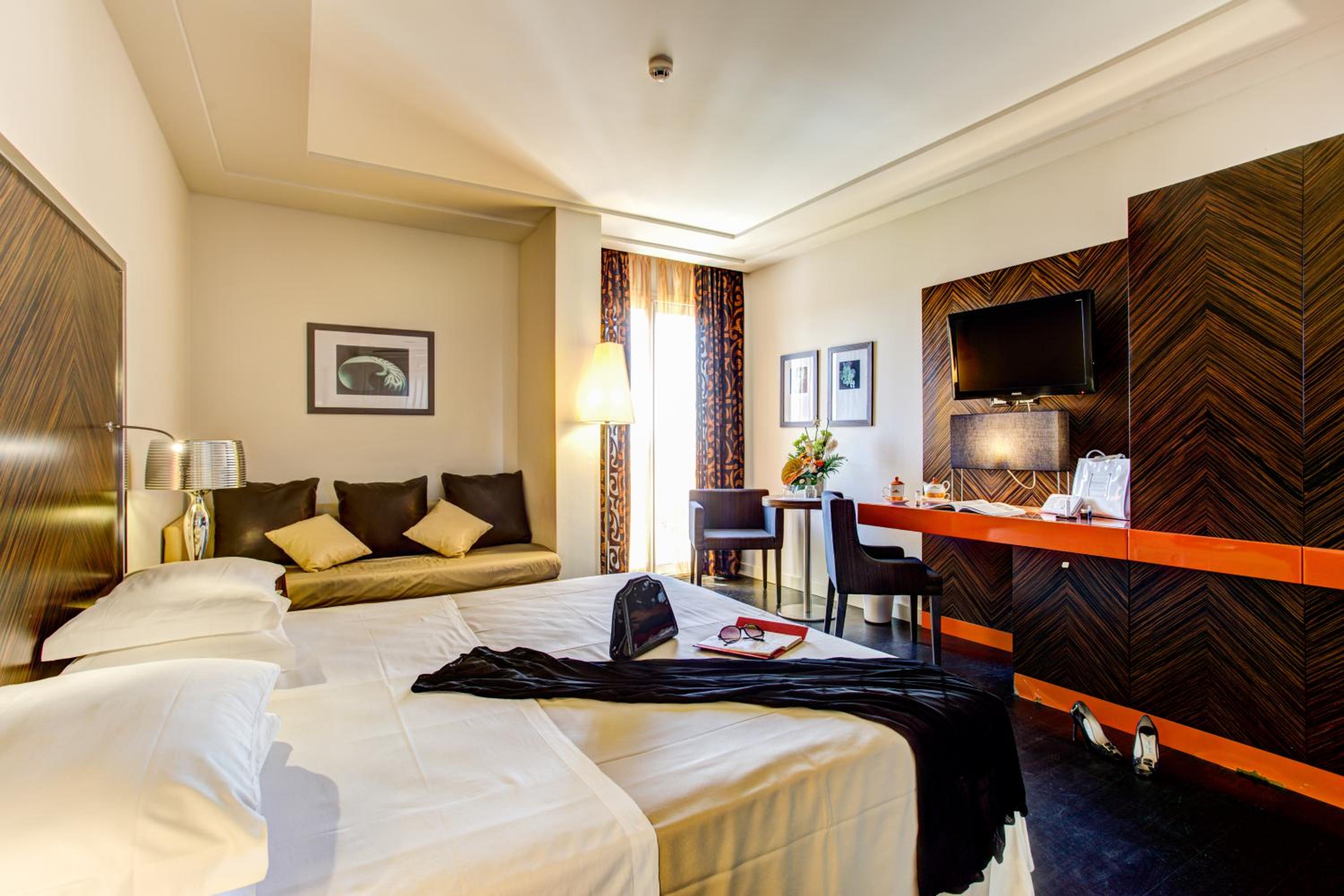 Фото Hotel Byron
